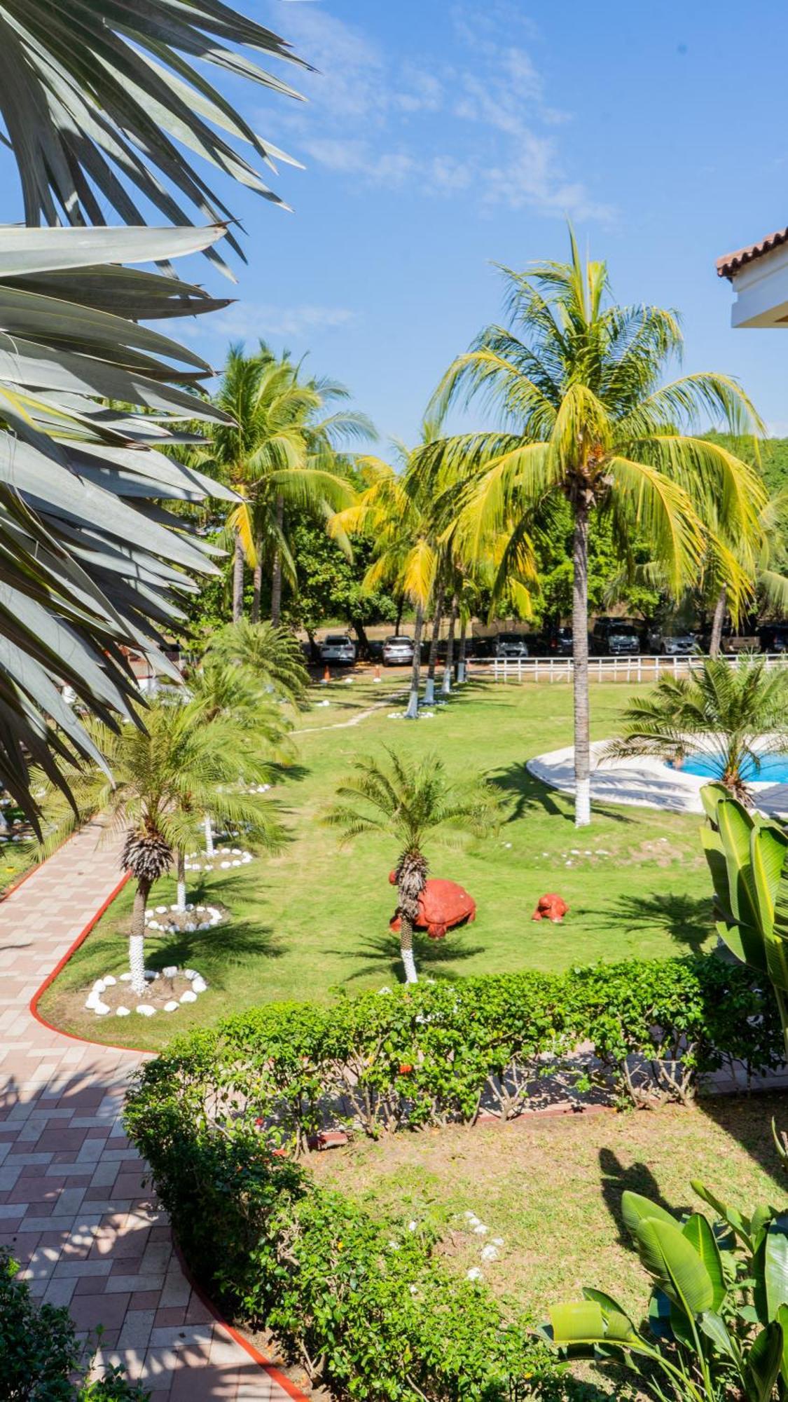 מונטריסיו Hotel Cayman Suites מראה חיצוני תמונה