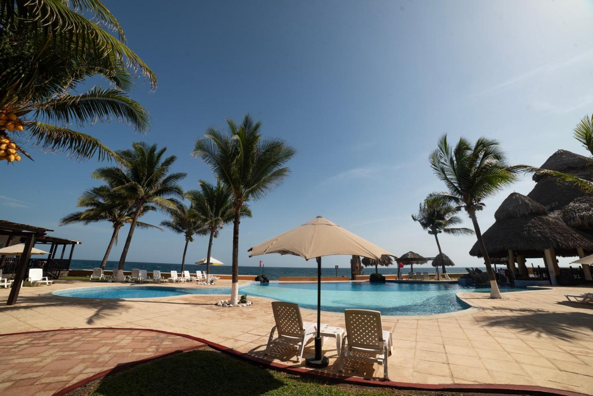 מונטריסיו Hotel Cayman Suites מראה חיצוני תמונה