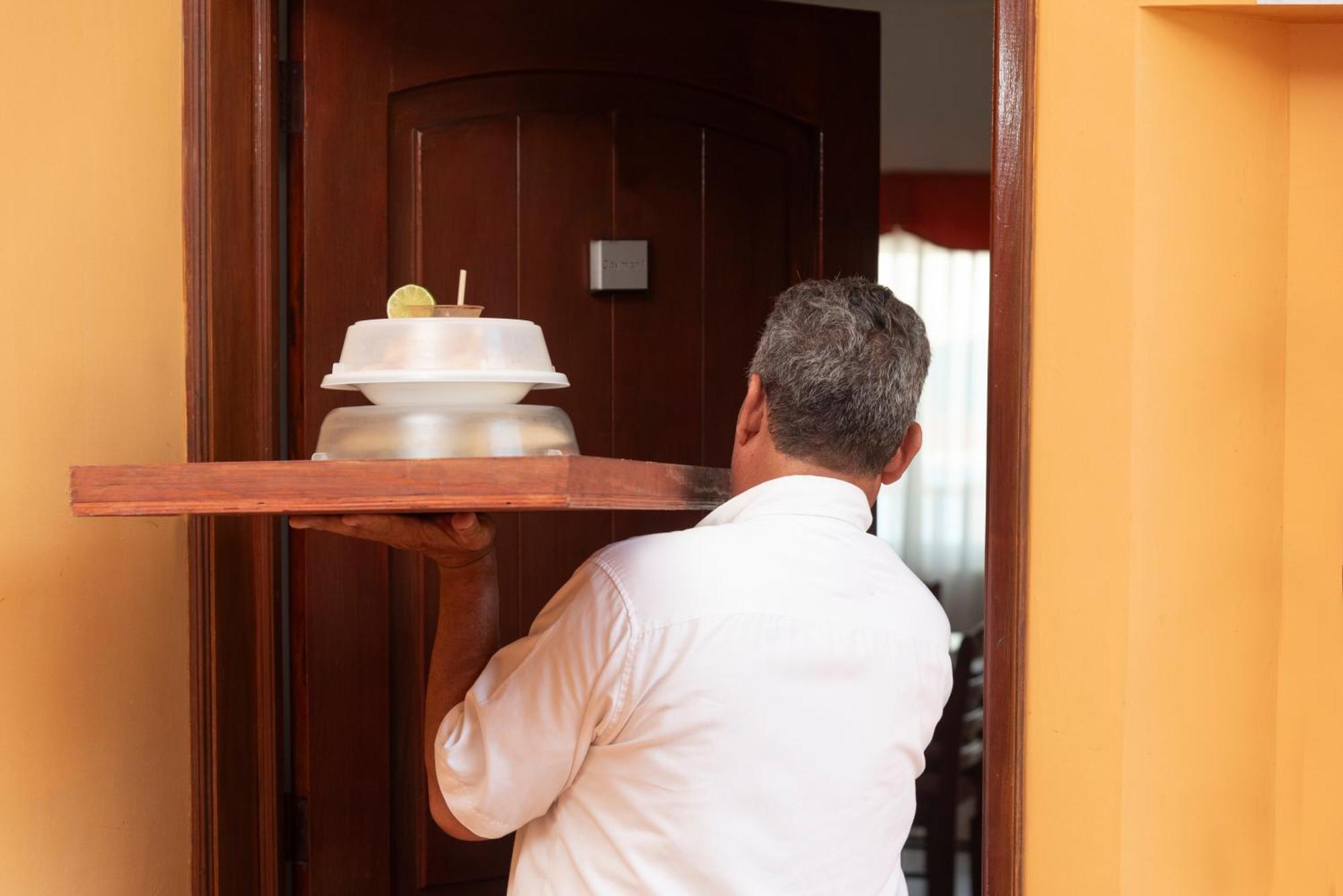 מונטריסיו Hotel Cayman Suites מראה חיצוני תמונה