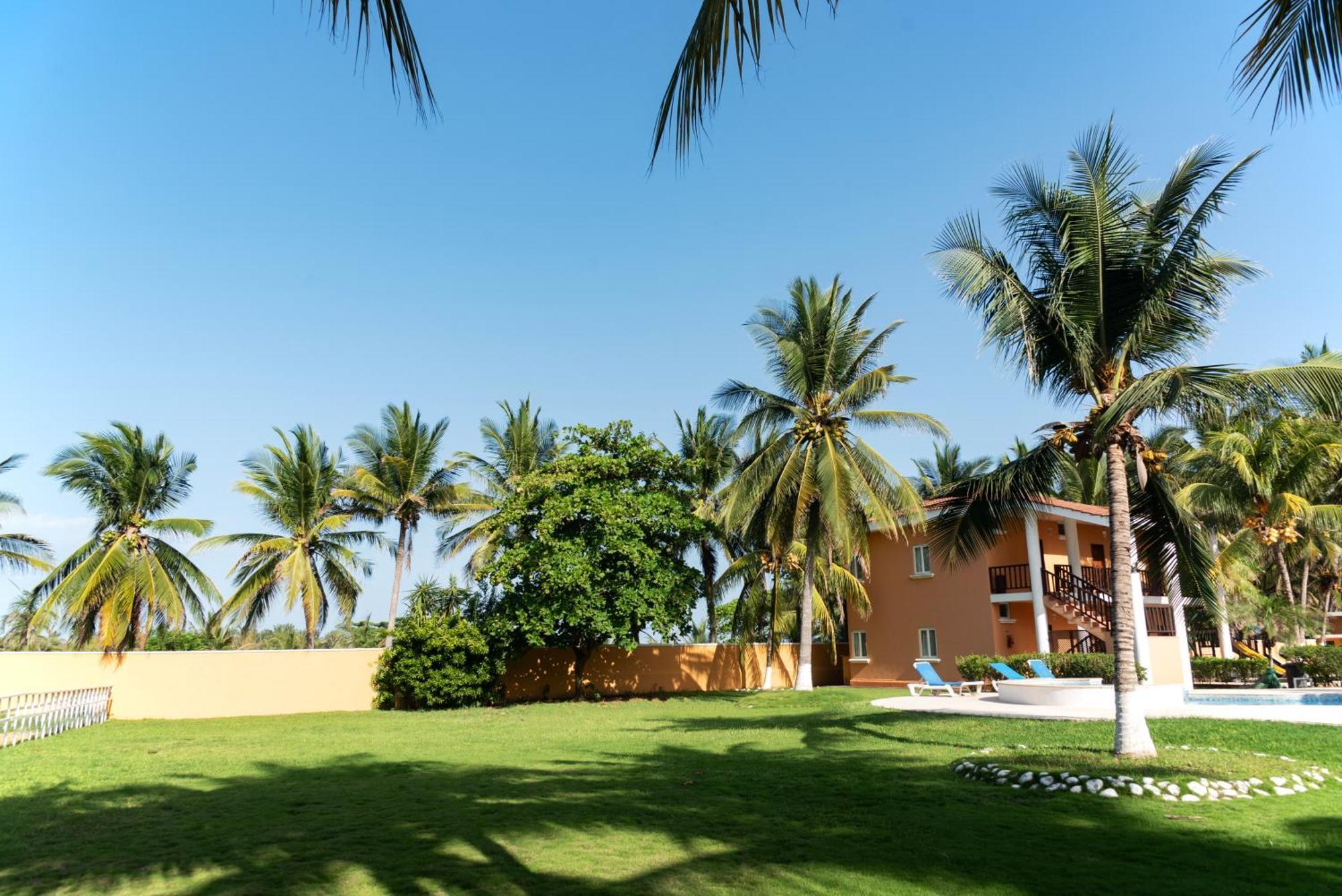 מונטריסיו Hotel Cayman Suites מראה חיצוני תמונה
