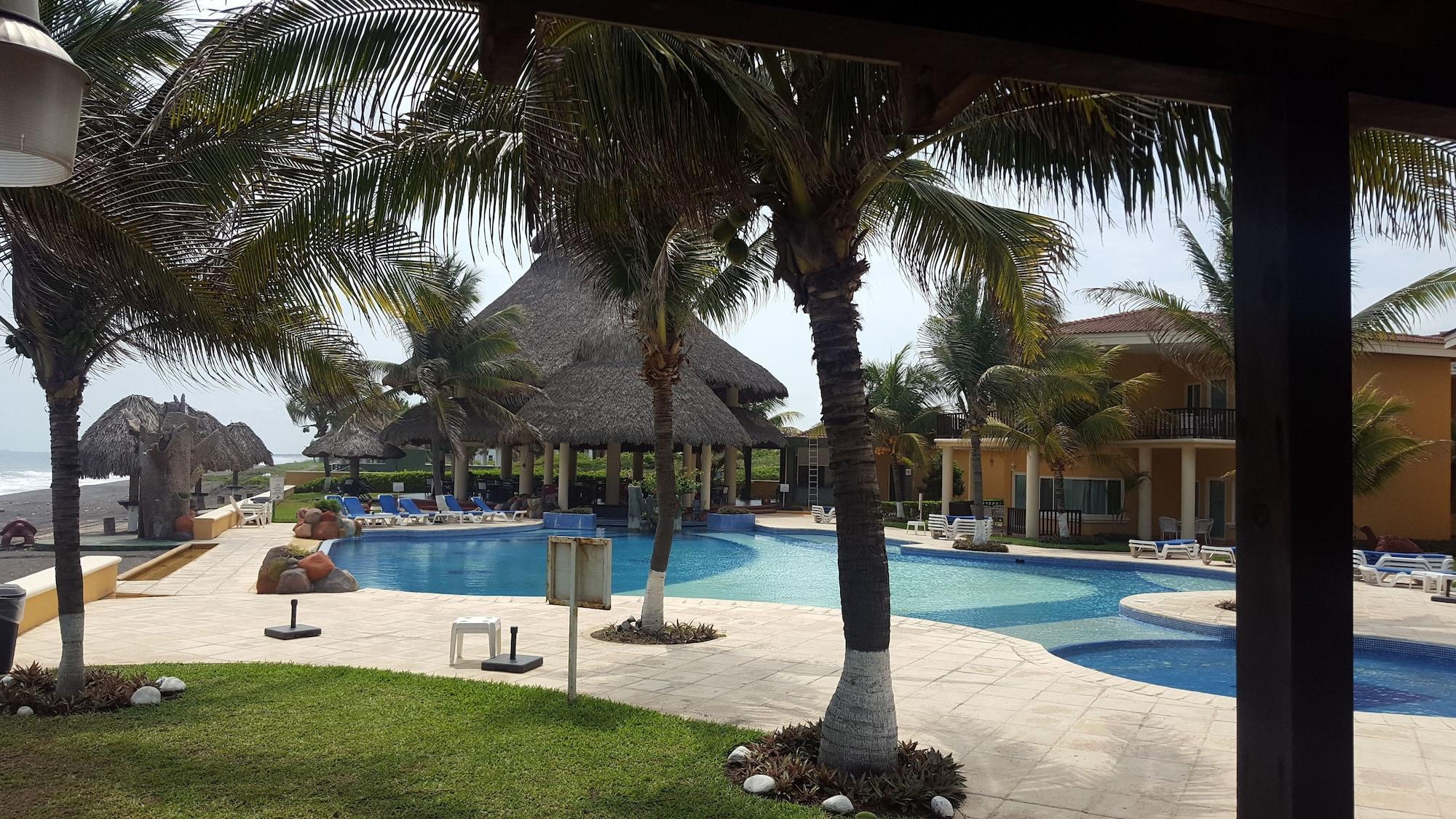 מונטריסיו Hotel Cayman Suites מראה חיצוני תמונה